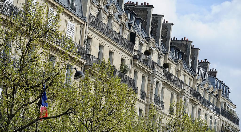 Royal Hotel Paris Champs Elysees Bagian luar foto