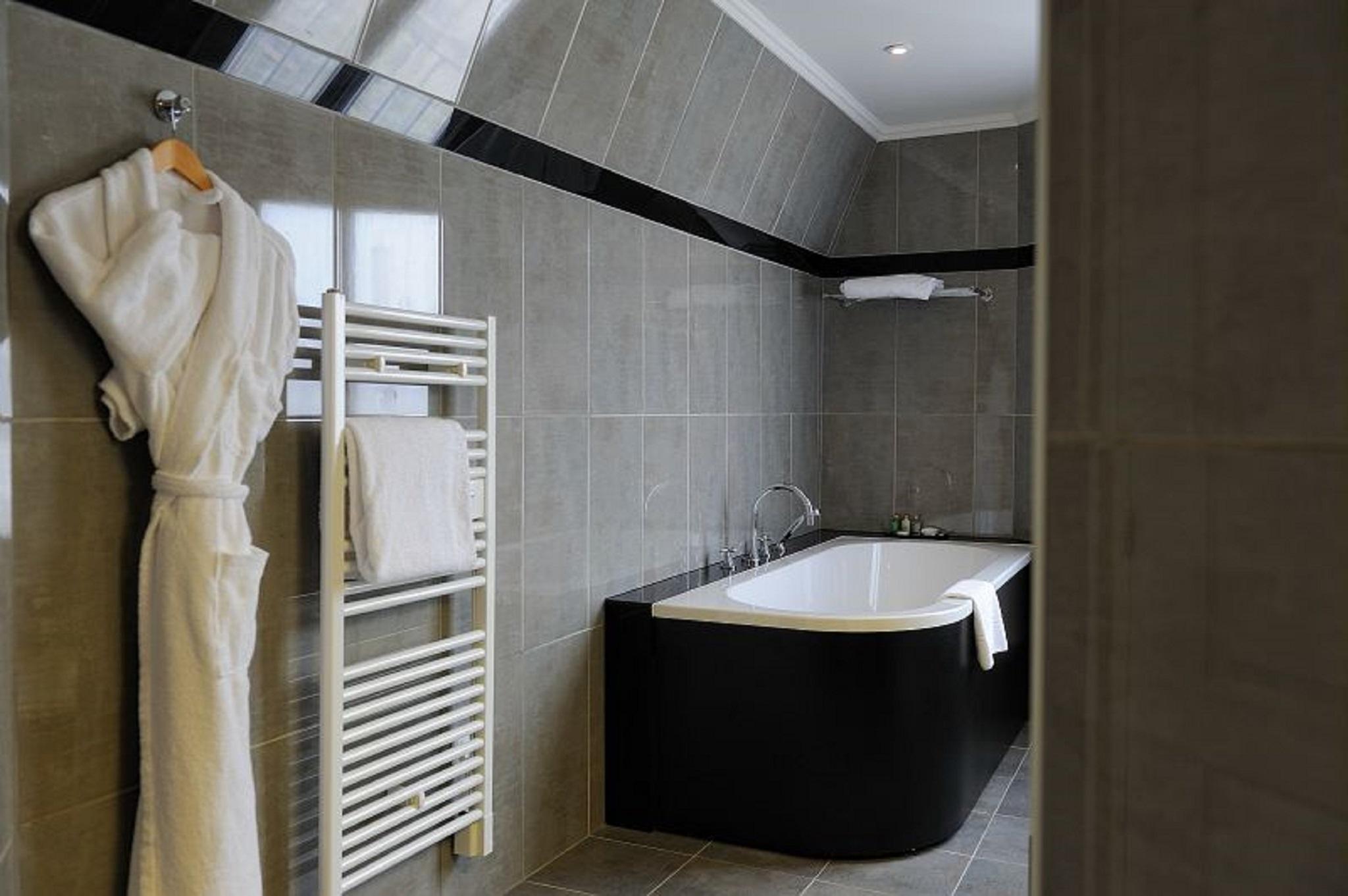 Royal Hotel Paris Champs Elysees Bagian luar foto
