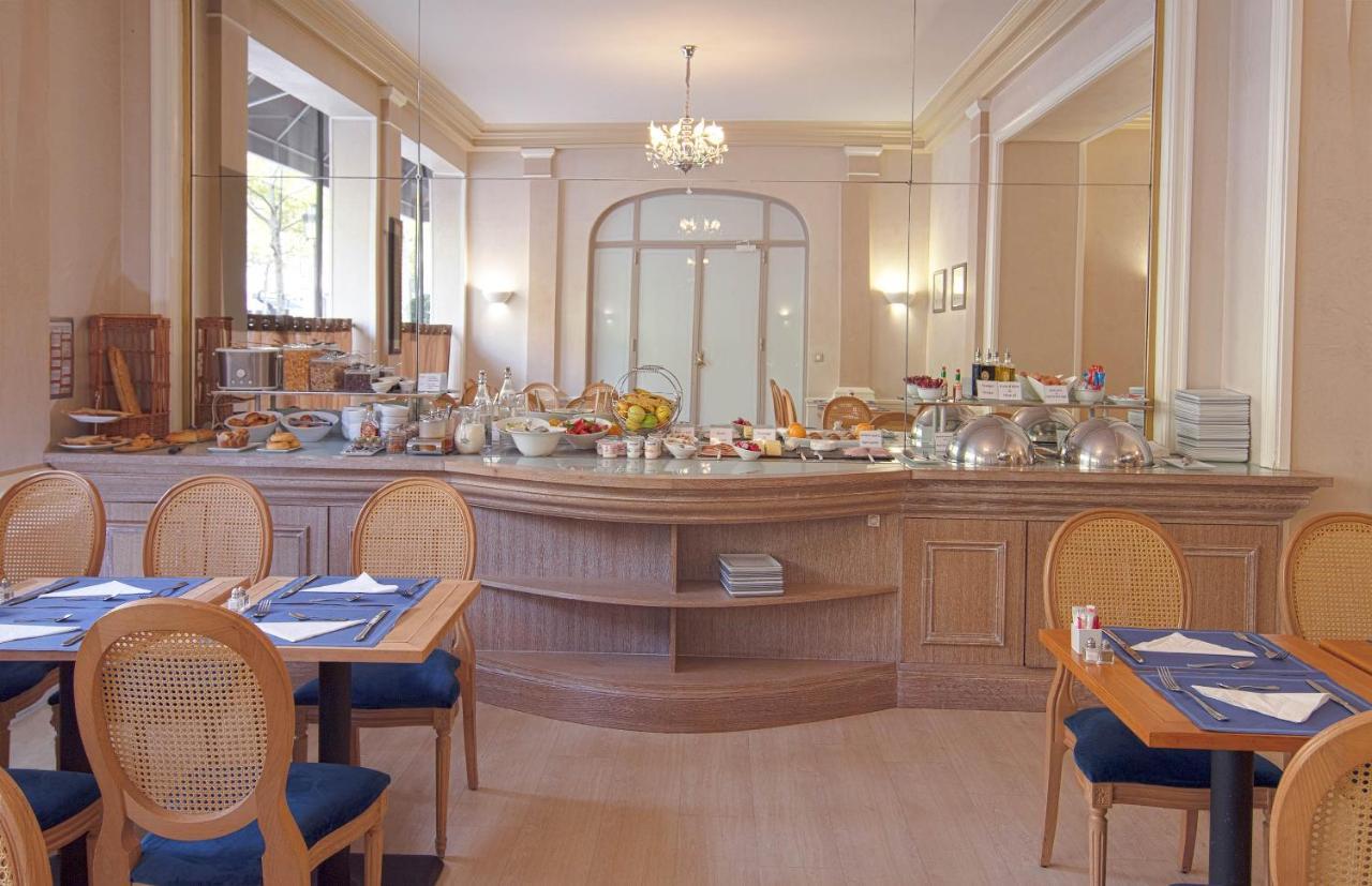 Royal Hotel Paris Champs Elysees Bagian luar foto
